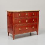 1062 7530 CHEST OF DRAWERS
